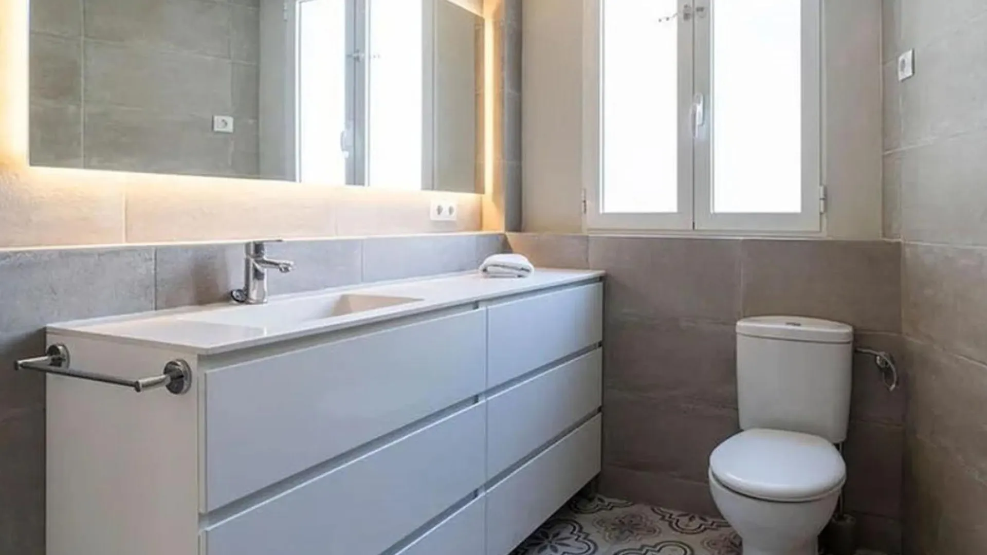 Elegante Appartamento Con 3 Letti A Praga Apartment